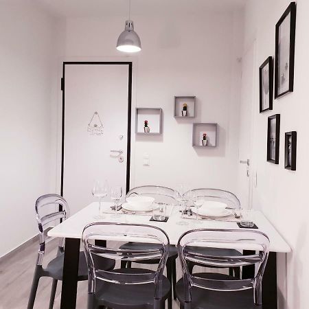 Beautiful Brand New Apartment Seaside Athen Eksteriør bilde