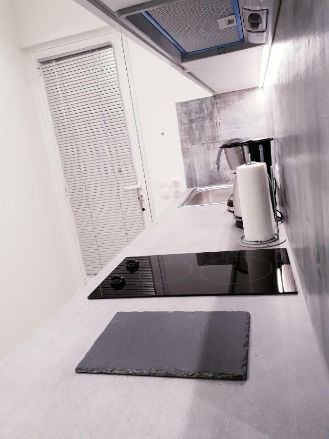 Beautiful Brand New Apartment Seaside Athen Eksteriør bilde