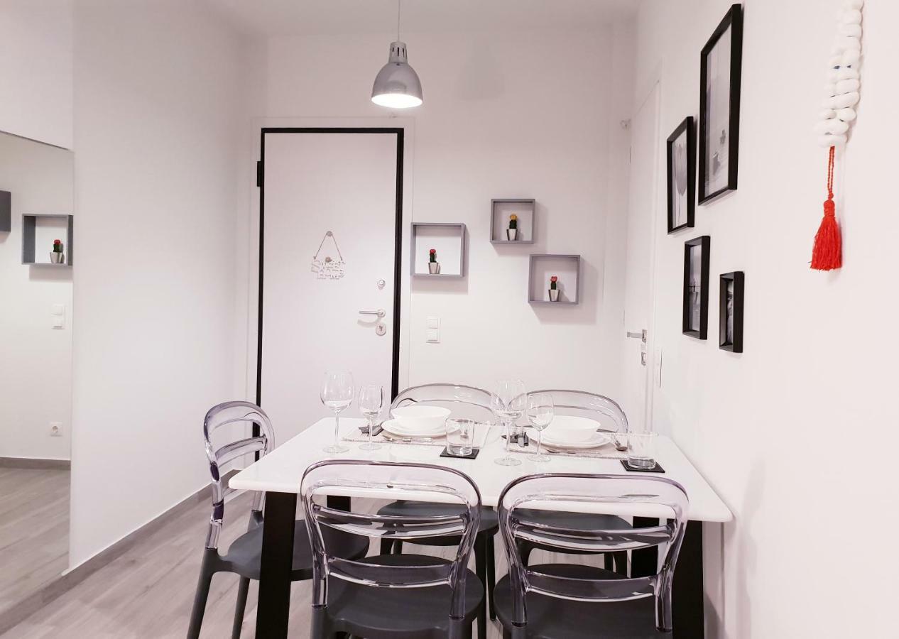 Beautiful Brand New Apartment Seaside Athen Eksteriør bilde