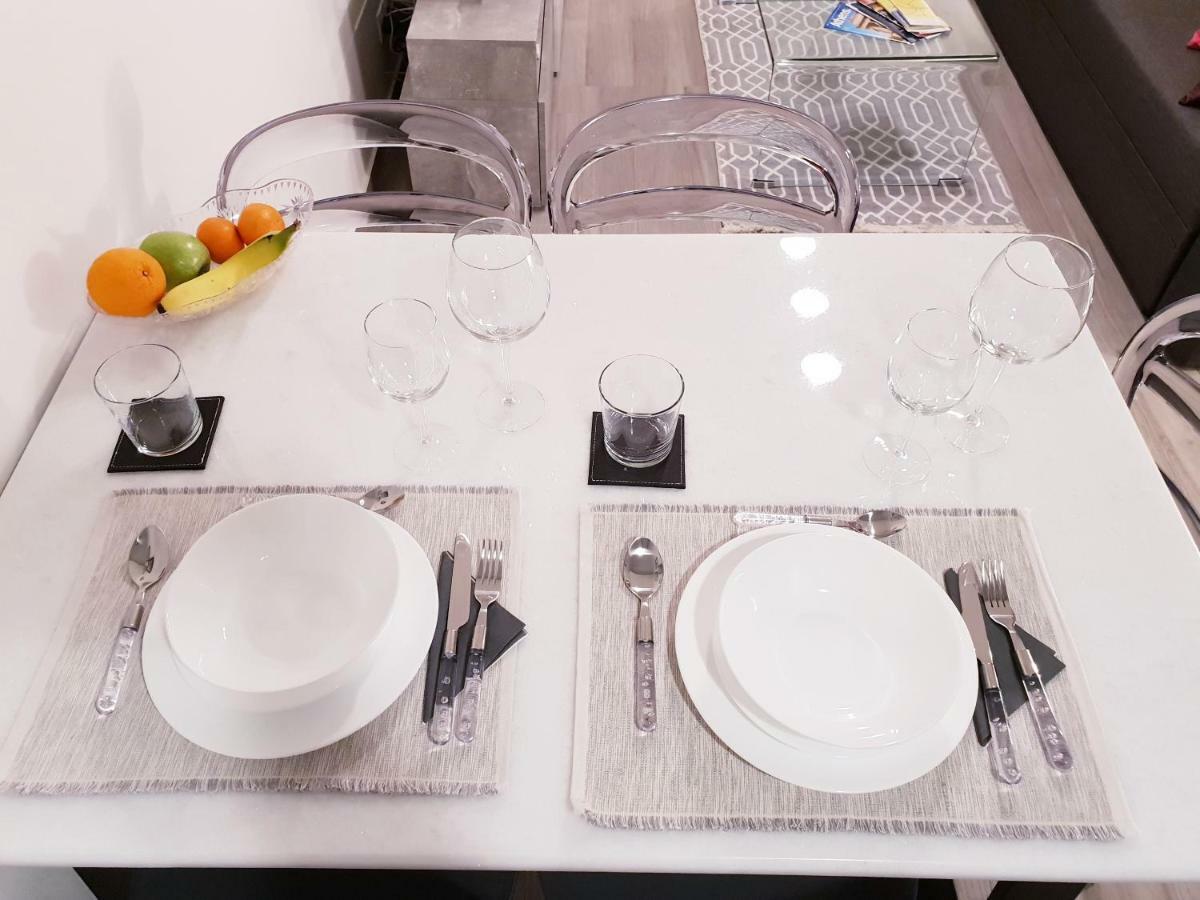 Beautiful Brand New Apartment Seaside Athen Eksteriør bilde